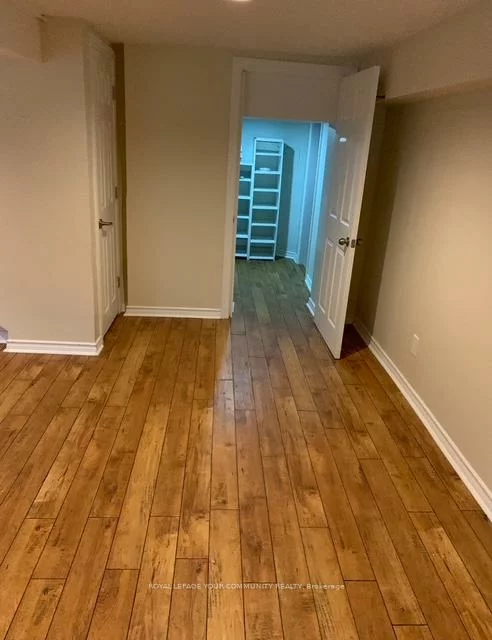 96, Gurnett, Aurora Village, Aurora