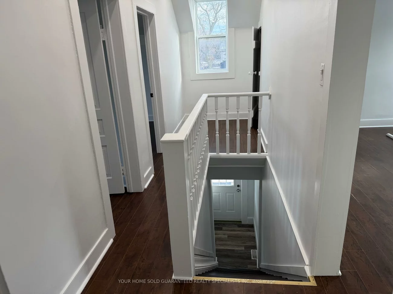 98, Wellington, Aurora Village, Aurora