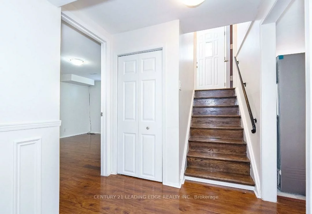 30, FOREHT, Aurora Heights, Aurora