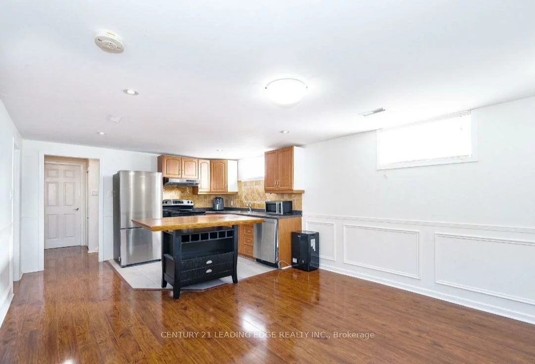 30, FOREHT, Aurora Heights, Aurora