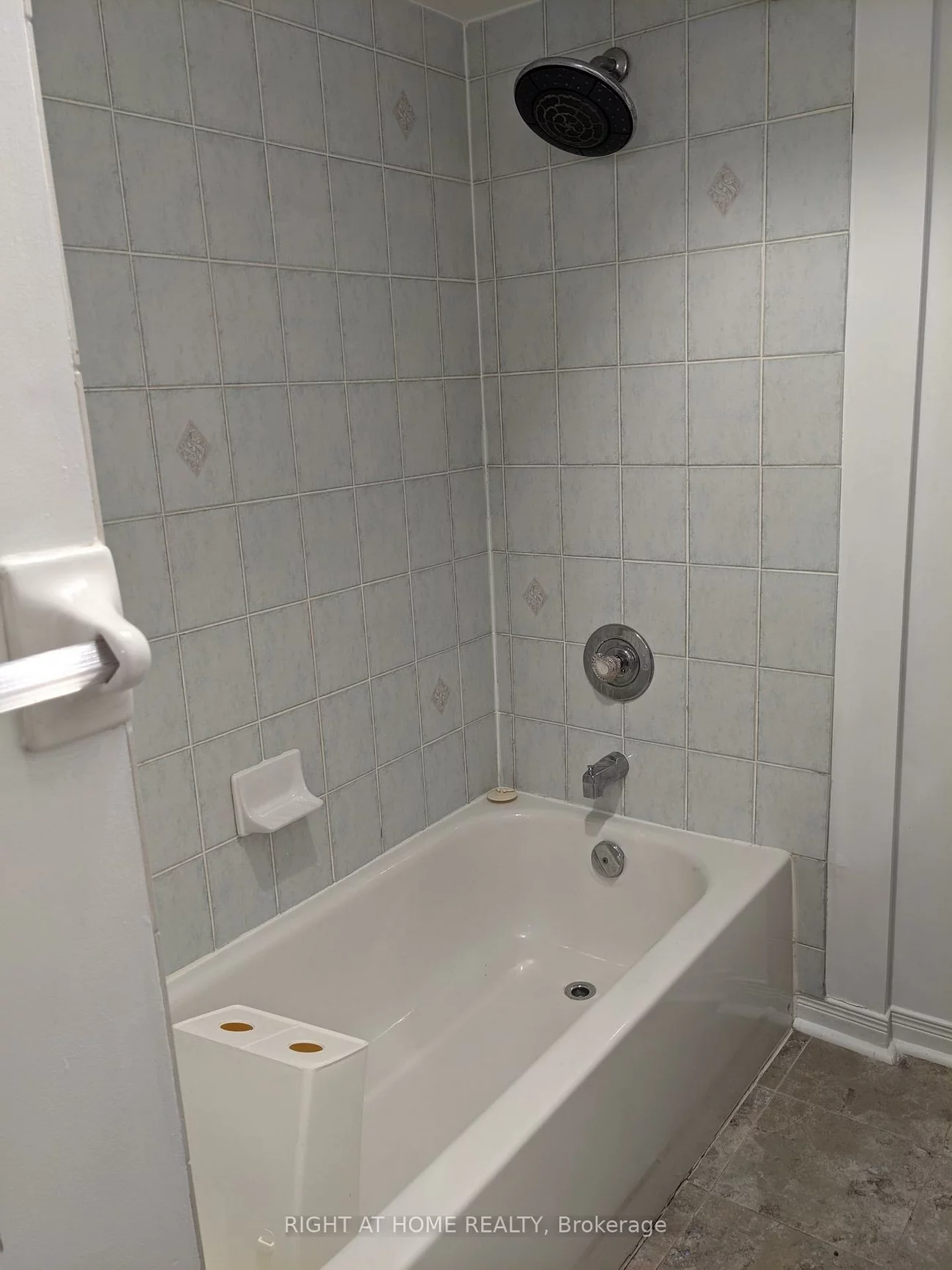 53, Primeau, Aurora Grove, Aurora