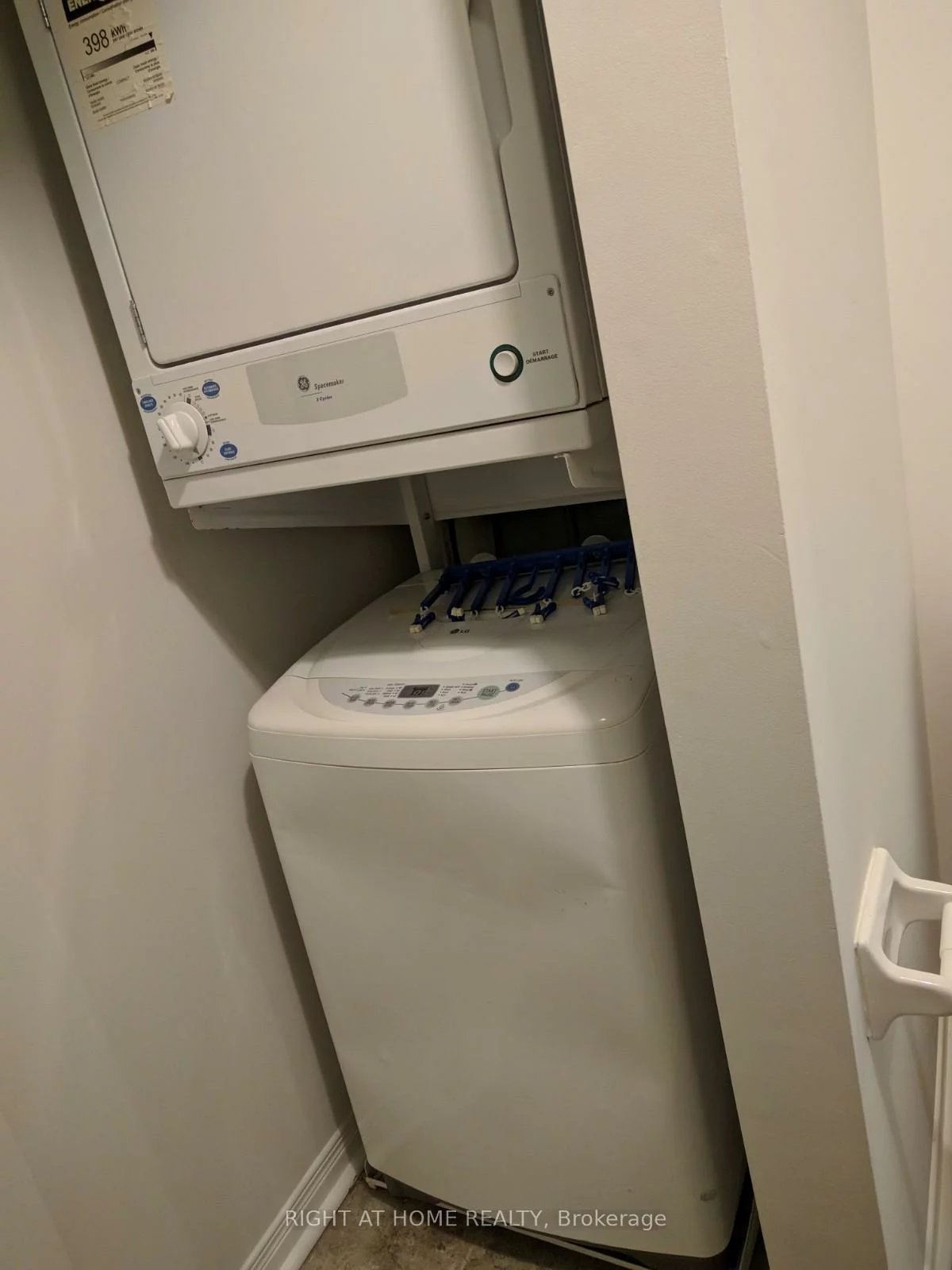 53, Primeau, Aurora Grove, Aurora