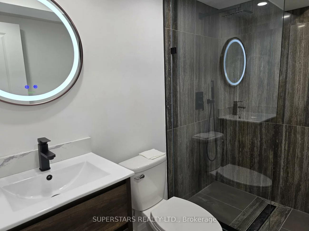 44, Child, Aurora Highlands, Aurora