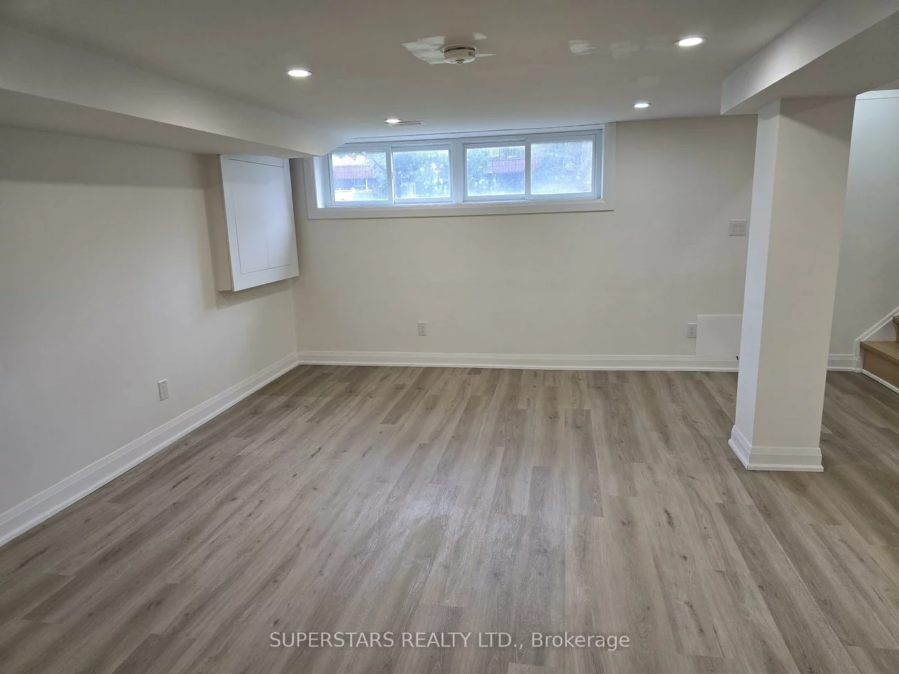 44, Child, Aurora Highlands, Aurora