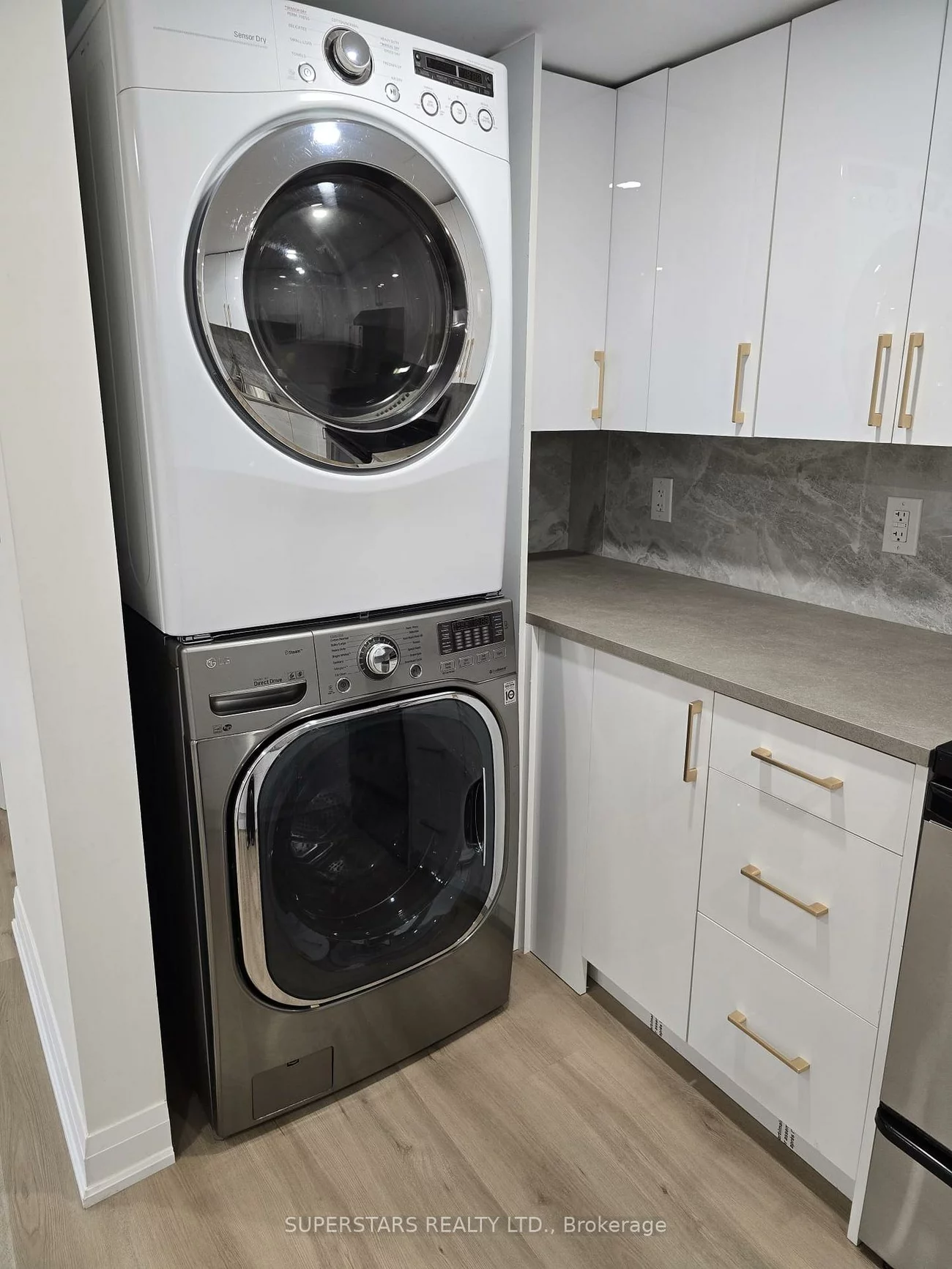 44, Child, Aurora Highlands, Aurora