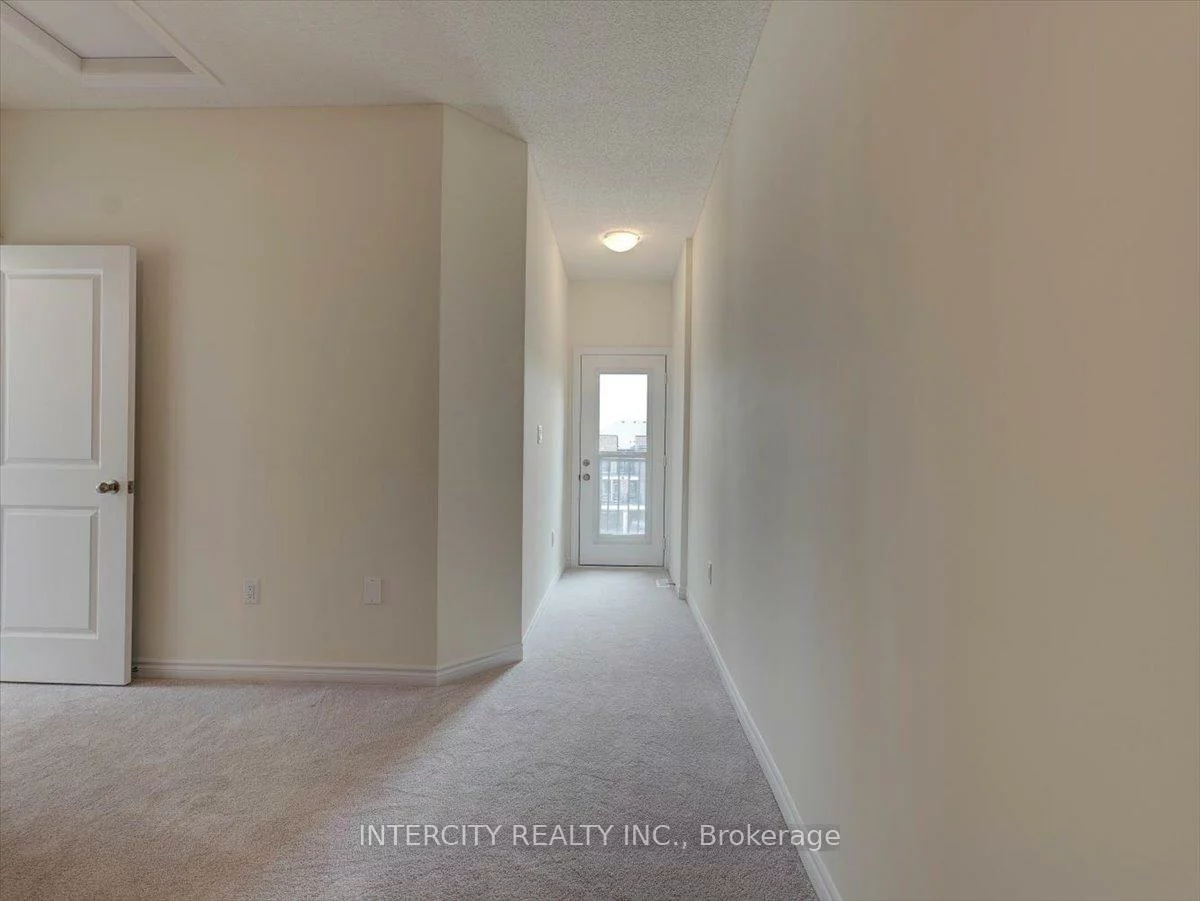 22, Griffith, Bayview Northeast, Aurora