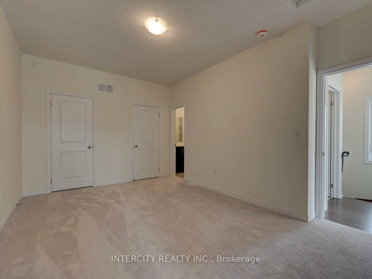 22, Griffith, Bayview Northeast, Aurora