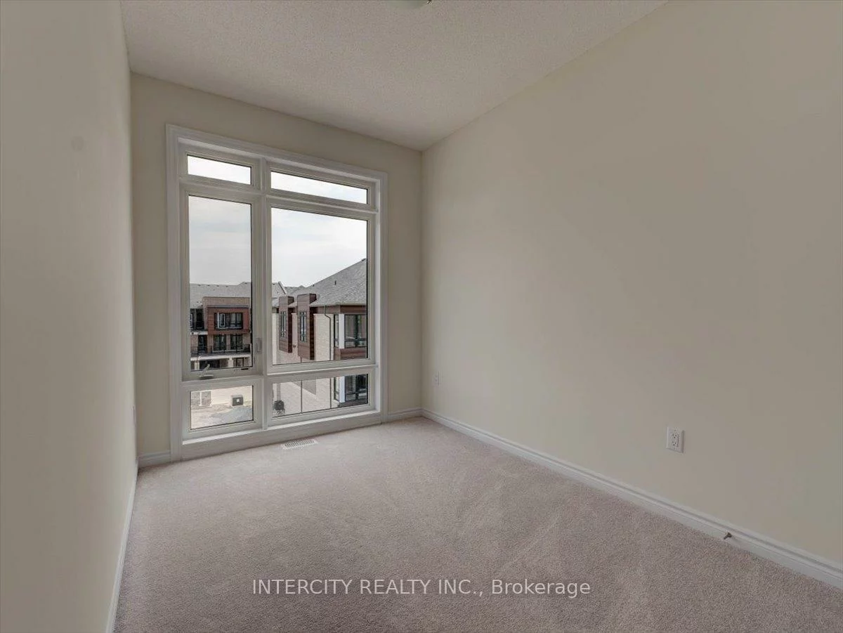 22, Griffith, Bayview Northeast, Aurora