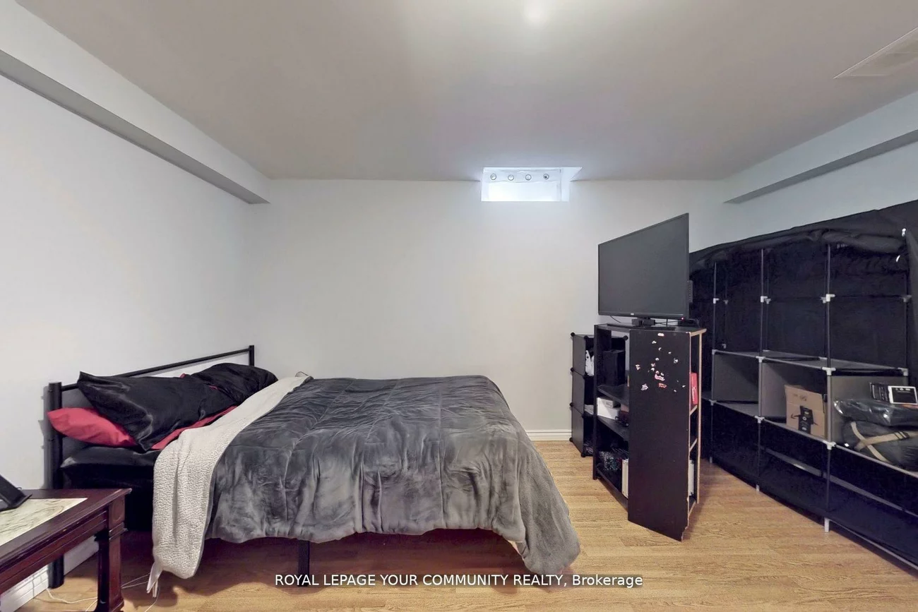 520, Stone, Aurora Grove, Aurora