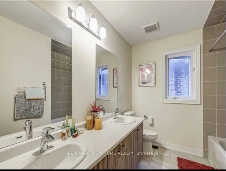 67, Duggan, Bayview Northeast, Aurora