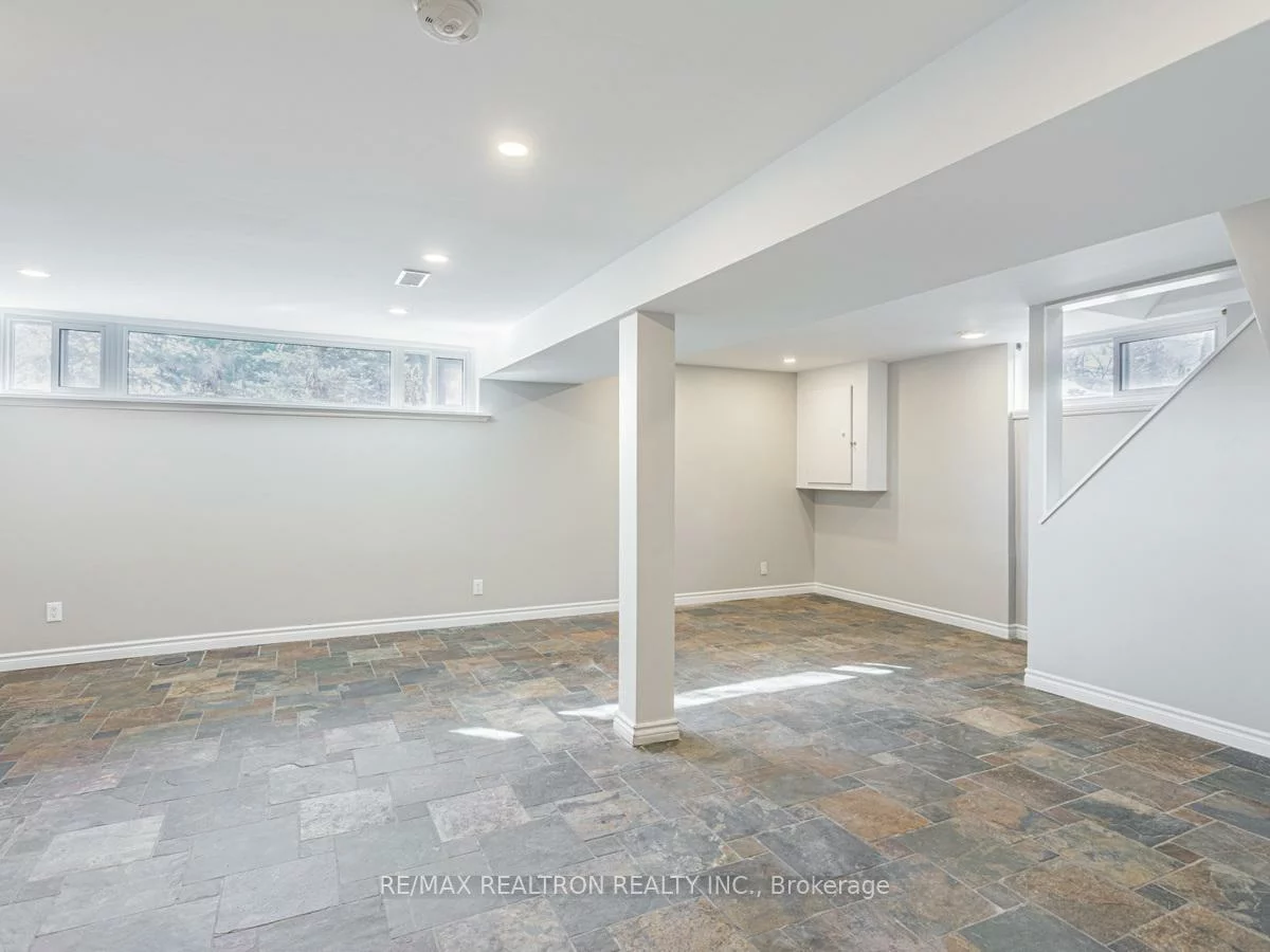 72B, Dunning, Aurora Village, Aurora