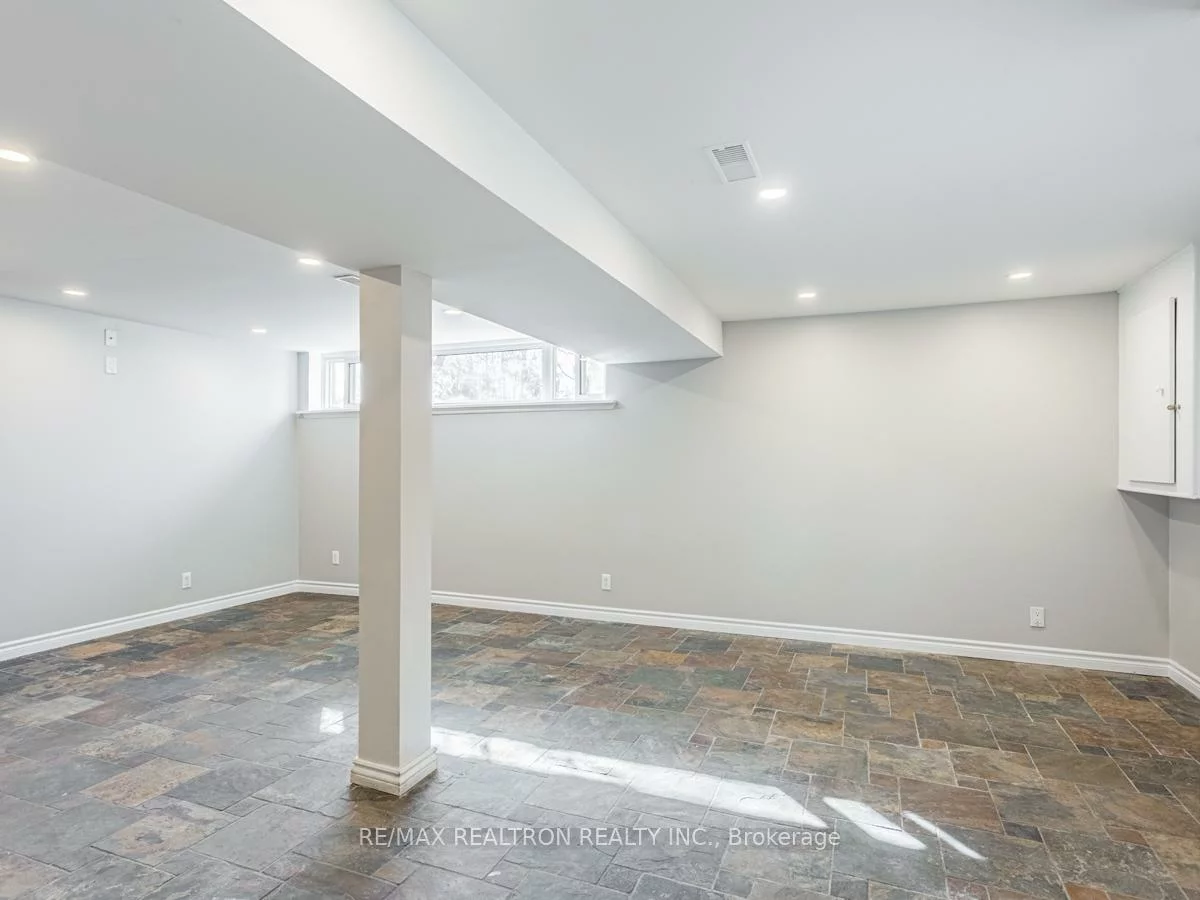 72B, Dunning, Aurora Village, Aurora