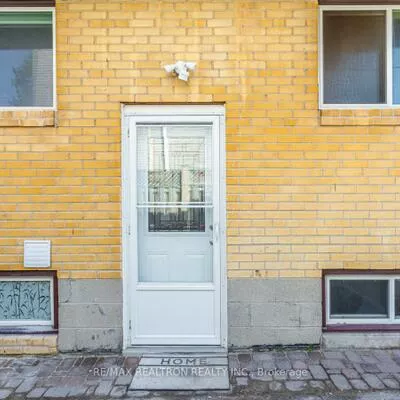 72B, Dunning, Aurora Village, Aurora