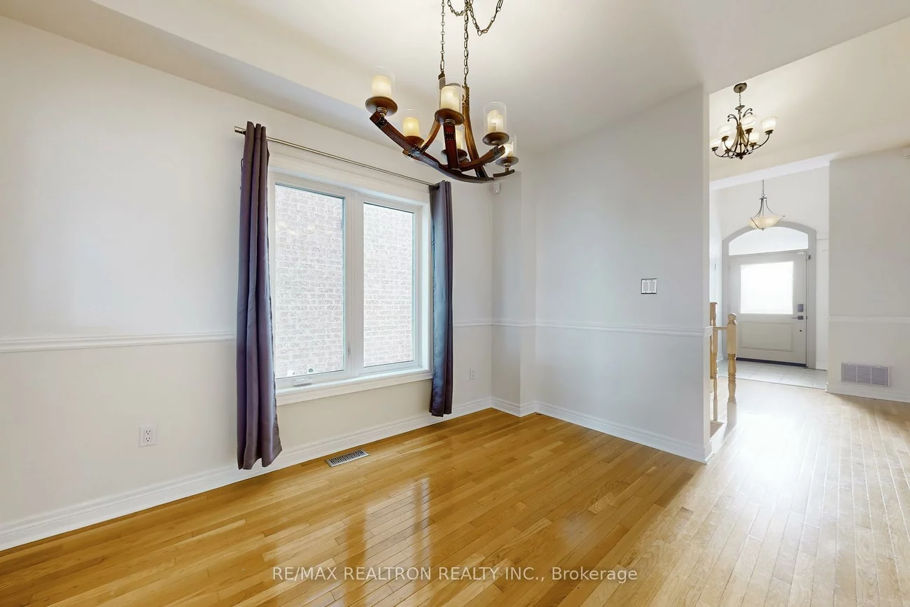 70, Earl Stewart, Bayview Wellington, Aurora