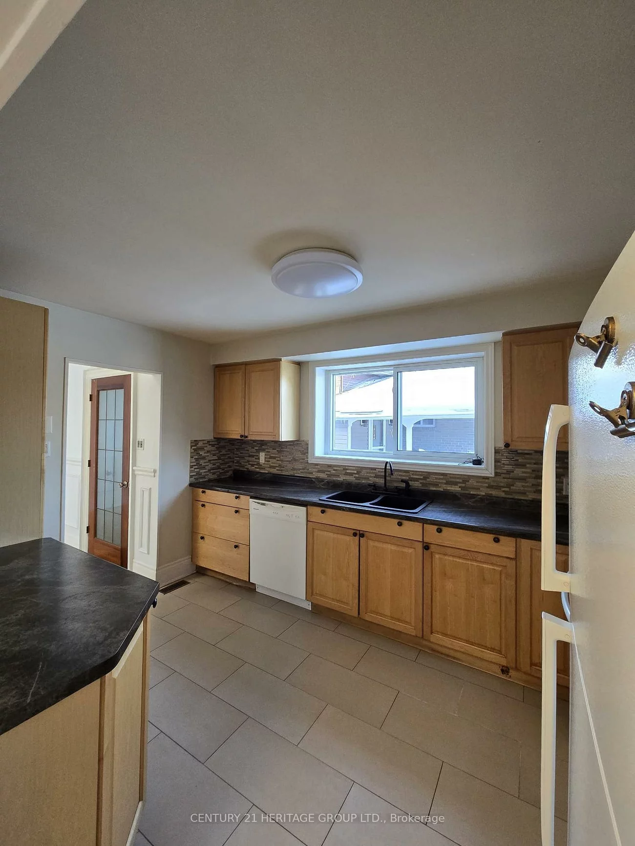 9, Dunham, Aurora Heights, Aurora