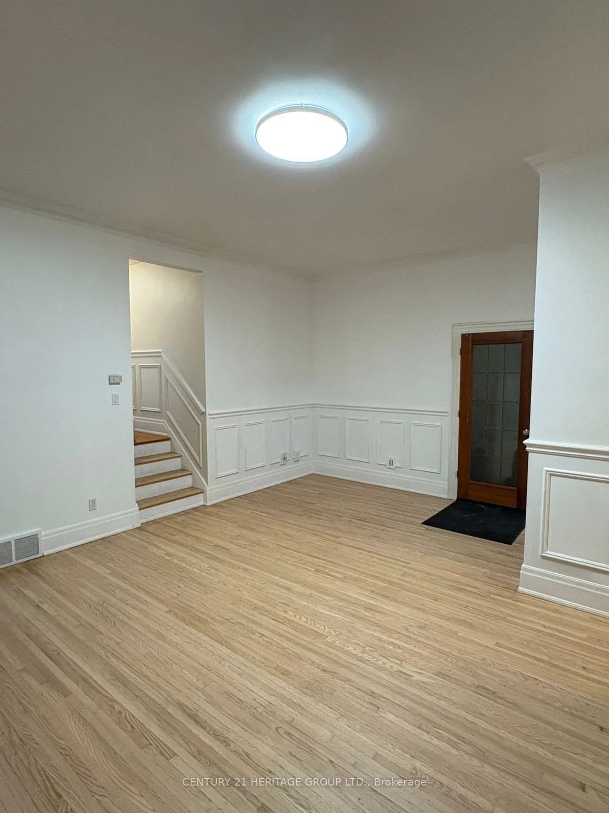 9, Dunham, Aurora Heights, Aurora