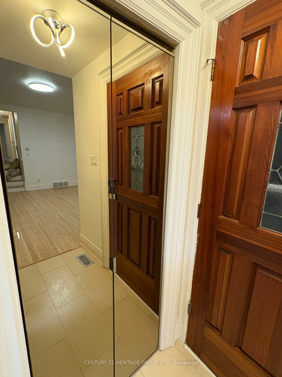 9, Dunham, Aurora Heights, Aurora