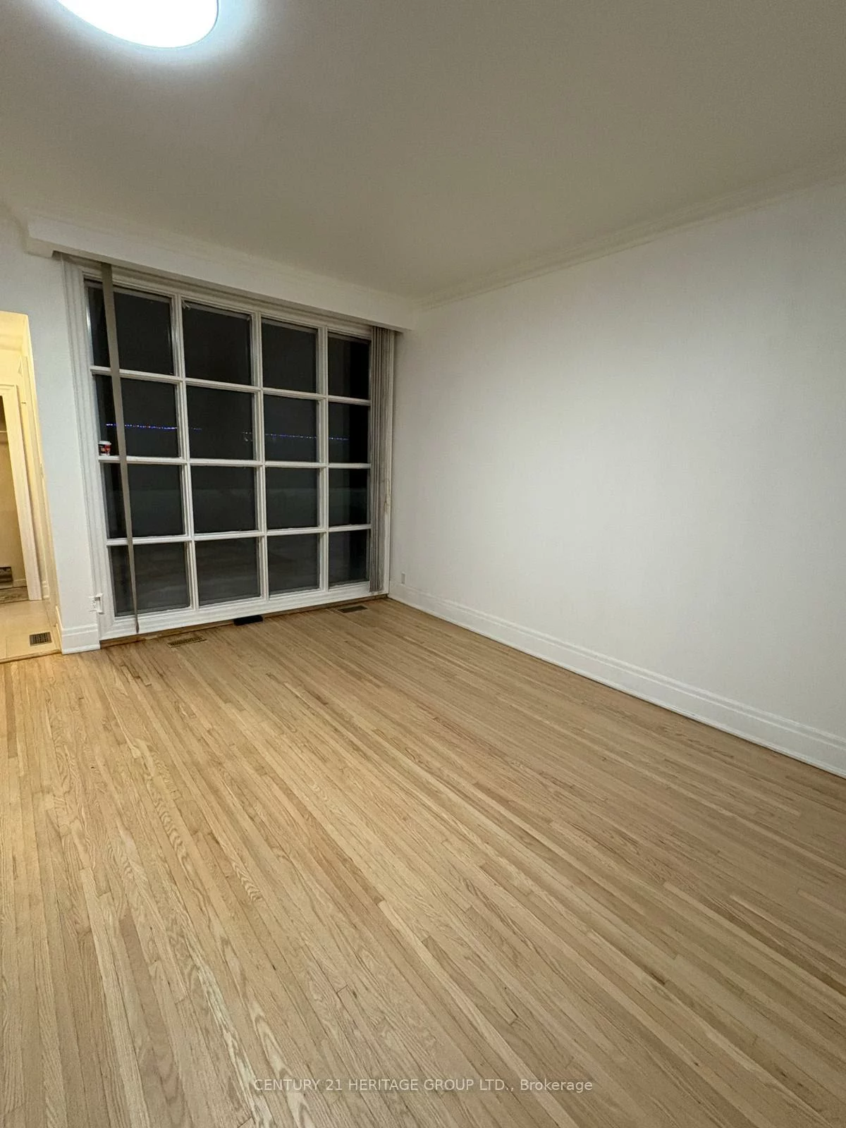 9, Dunham, Aurora Heights, Aurora