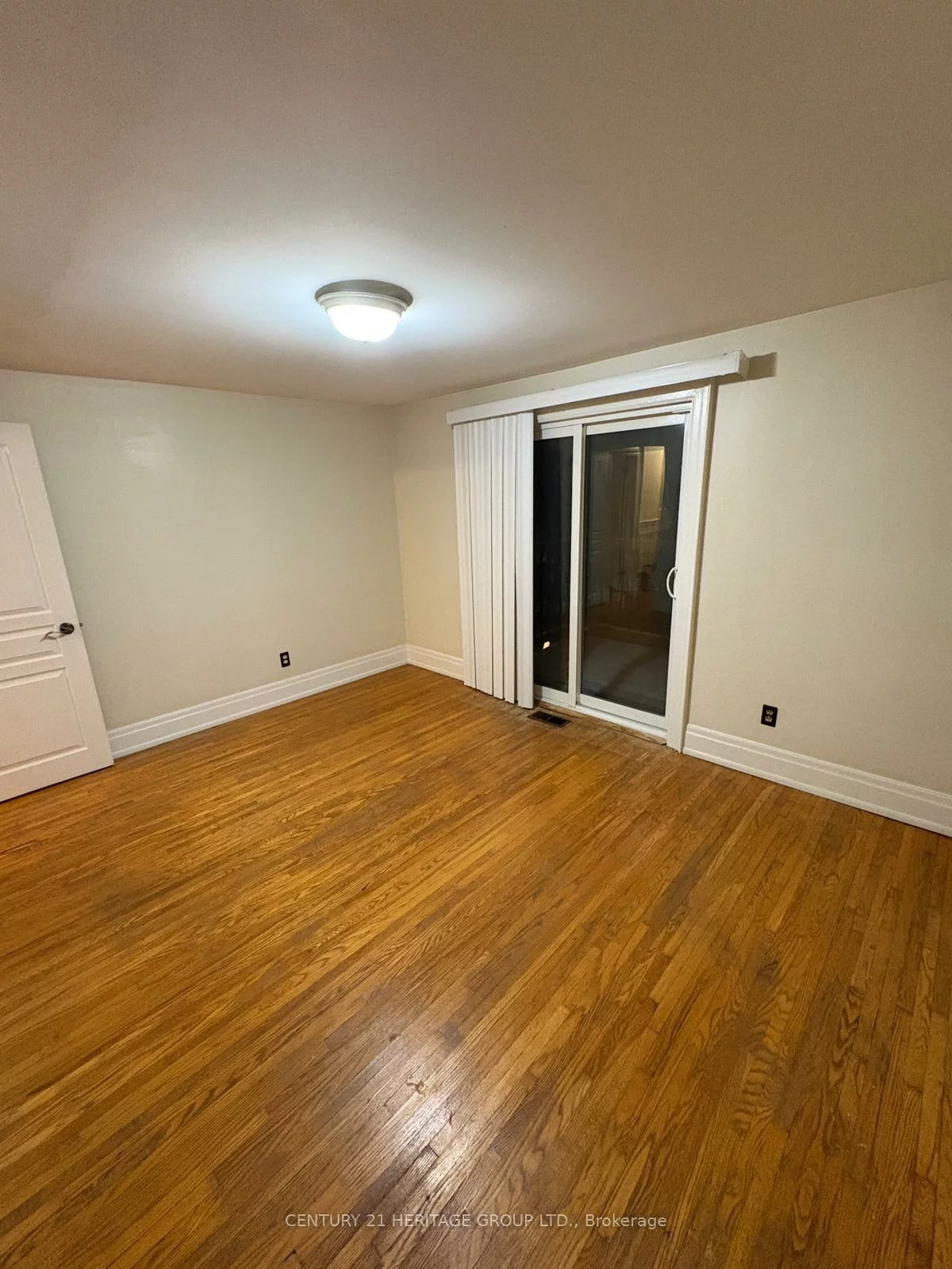 9, Dunham, Aurora Heights, Aurora