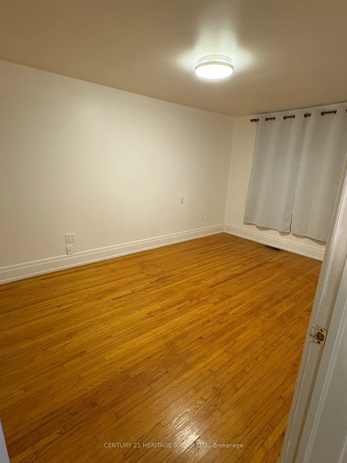 9, Dunham, Aurora Heights, Aurora