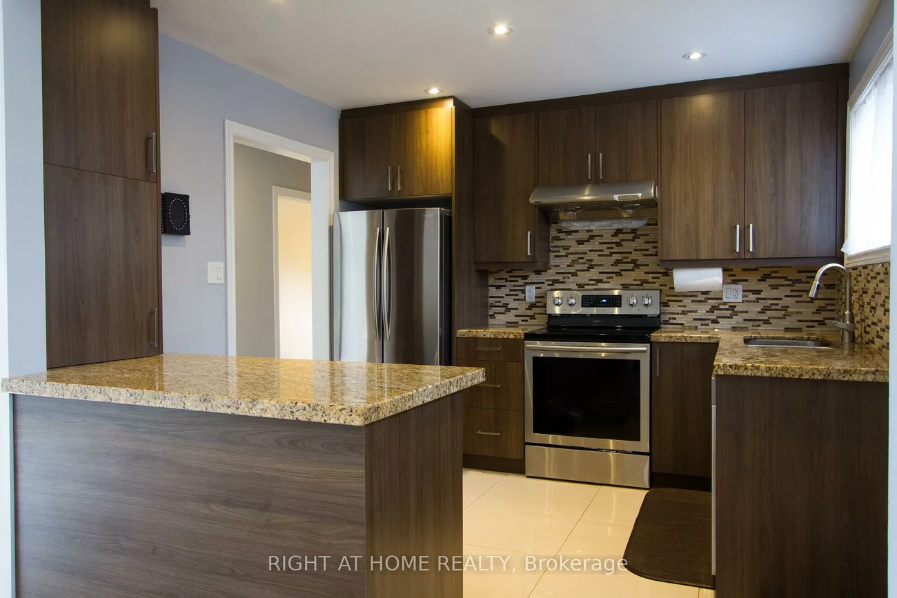 40, Foreht, Aurora Heights, Aurora