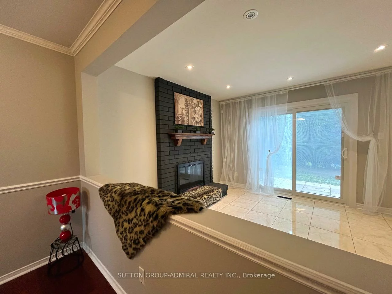 71, Covent, Aurora Highlands, Aurora