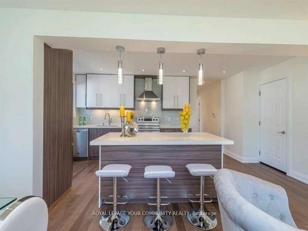 112, Murray, Aurora Highlands, Aurora