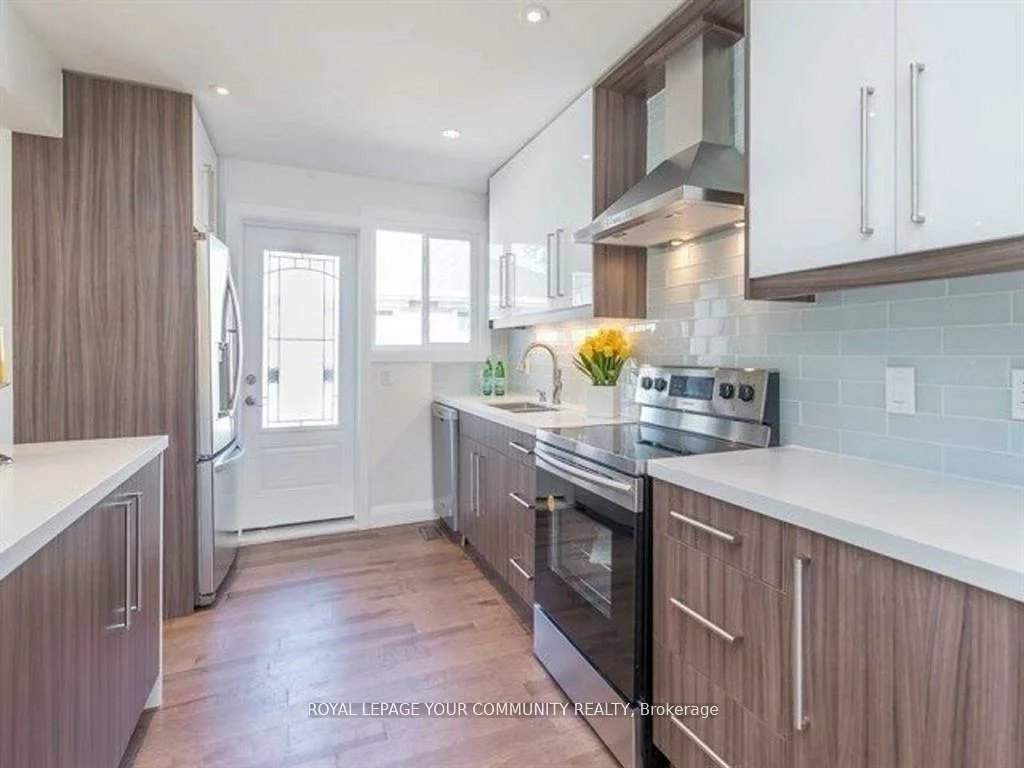 112, Murray, Aurora Highlands, Aurora