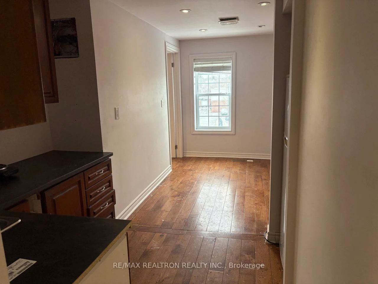 15403, Yonge, Aurora Village, Aurora