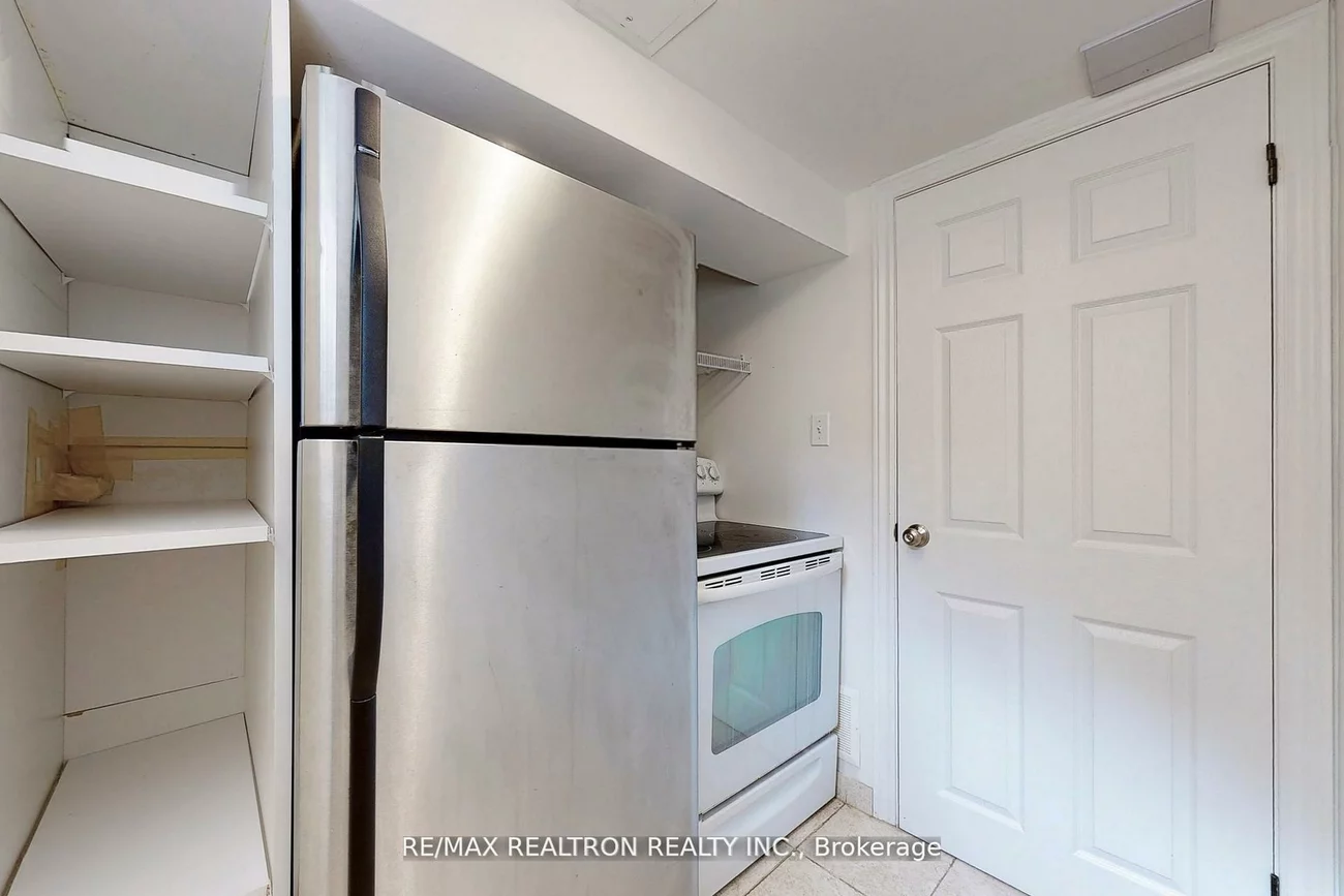 14, Child, Aurora Heights, Aurora