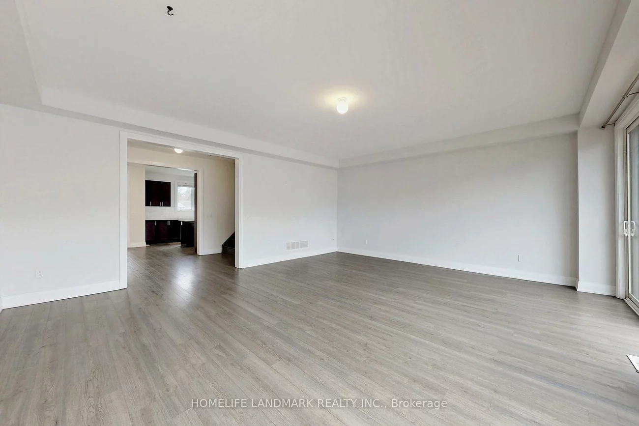 47, Sparks, Rural Aurora, Aurora