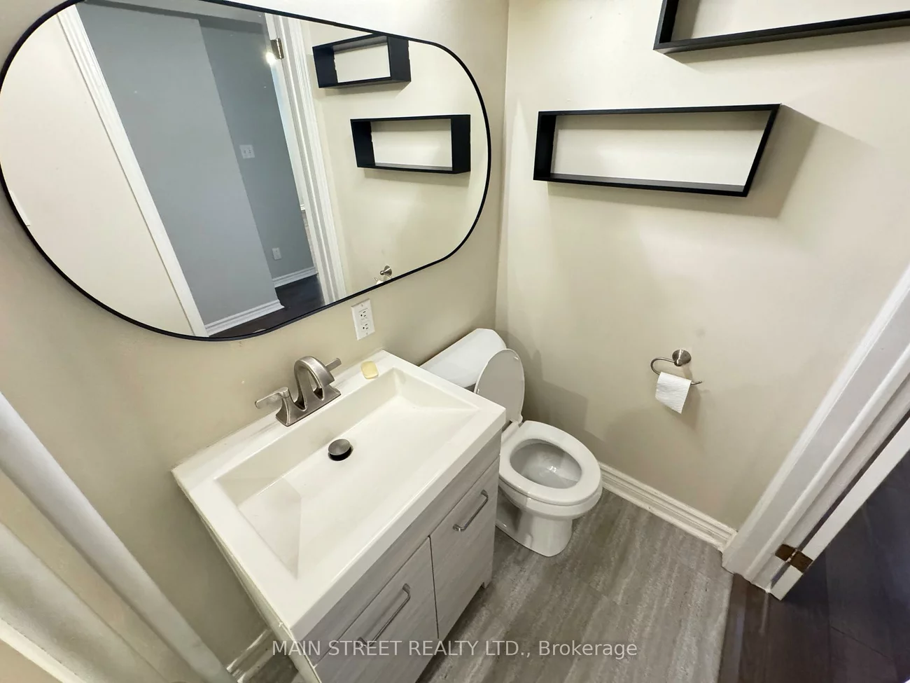 57, Dunning, Aurora Village, Aurora