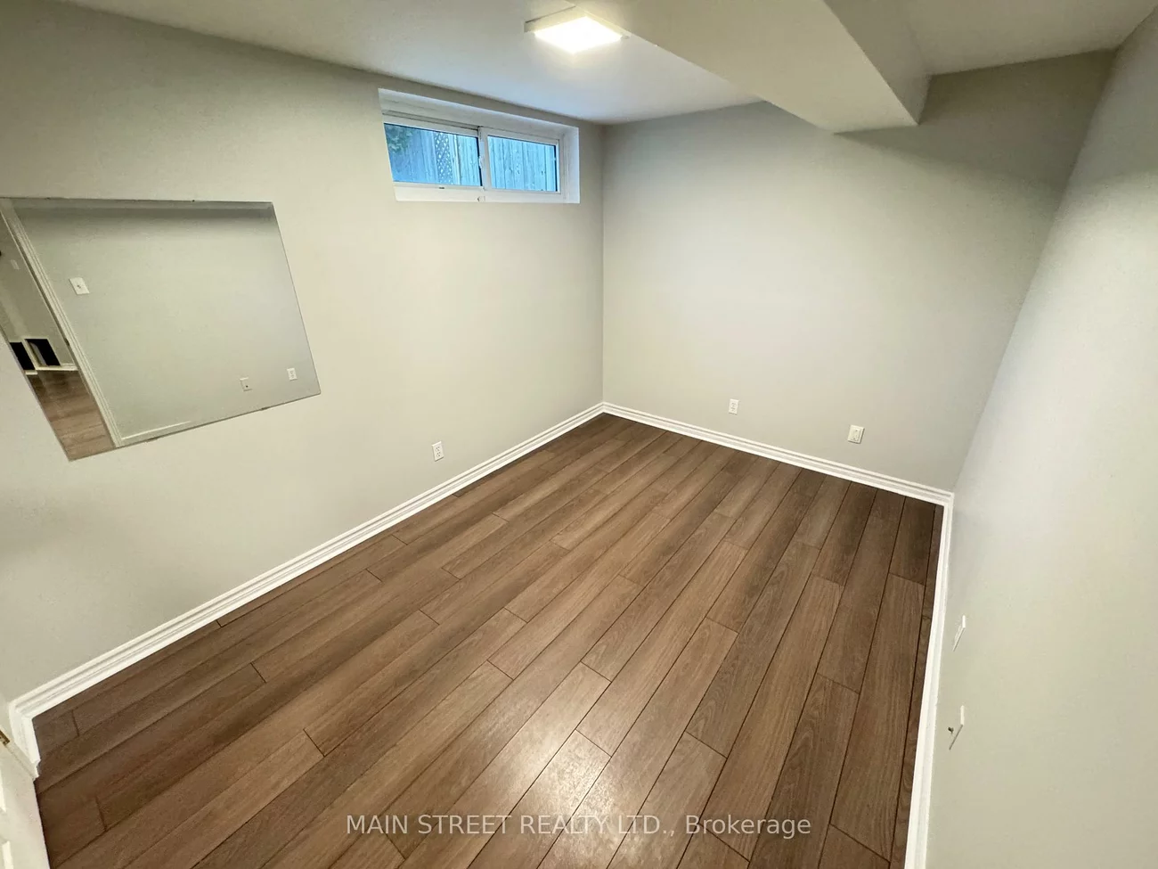 57, Dunning, Aurora Village, Aurora