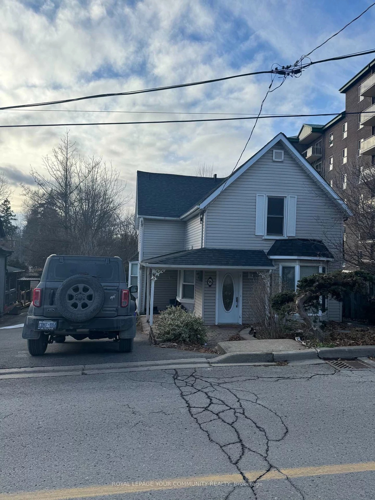 96, Gurnett, Aurora Village, Aurora