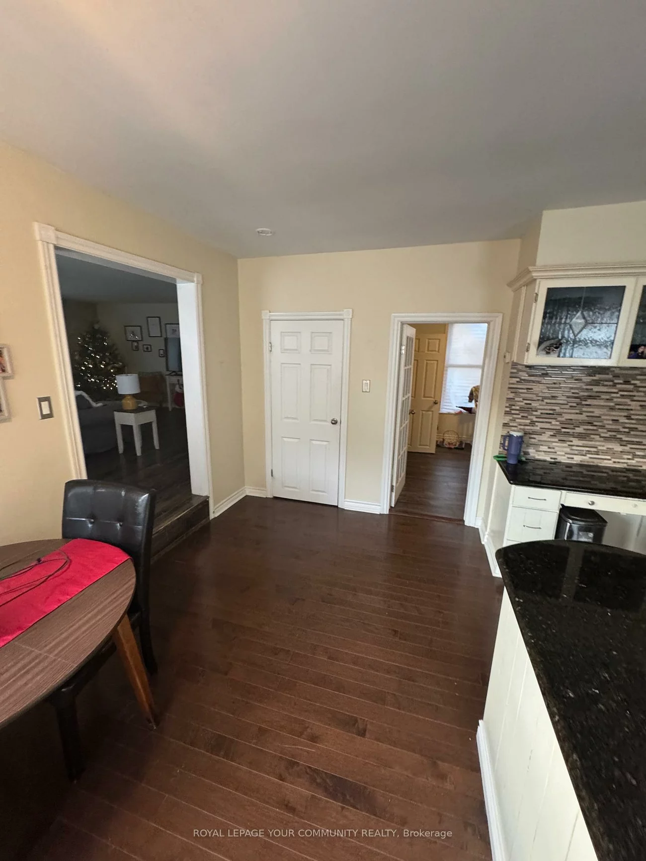 96, Gurnett, Aurora Village, Aurora