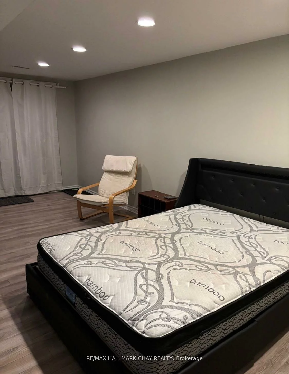 85, October, Aurora Grove, Aurora