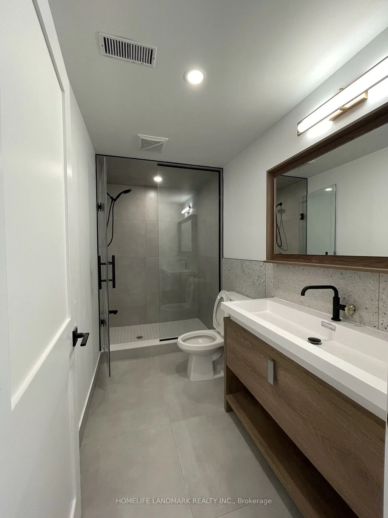 212, Scrivener, Rural Aurora, Aurora