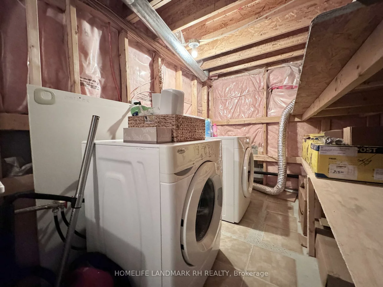 28, Spring Farm, Bayview Northeast, Aurora