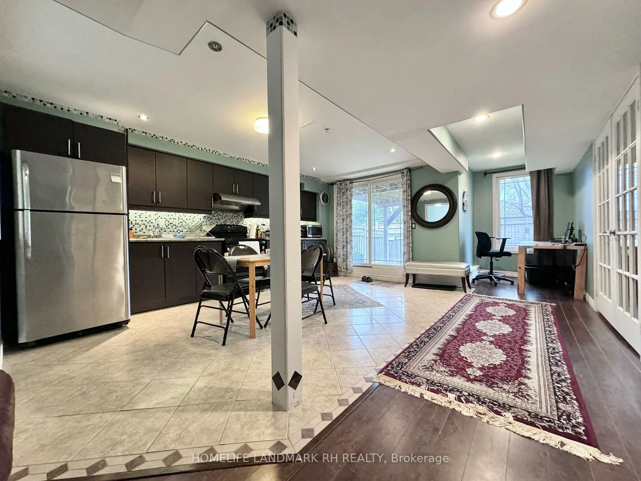 28, Spring Farm, Bayview Northeast, Aurora