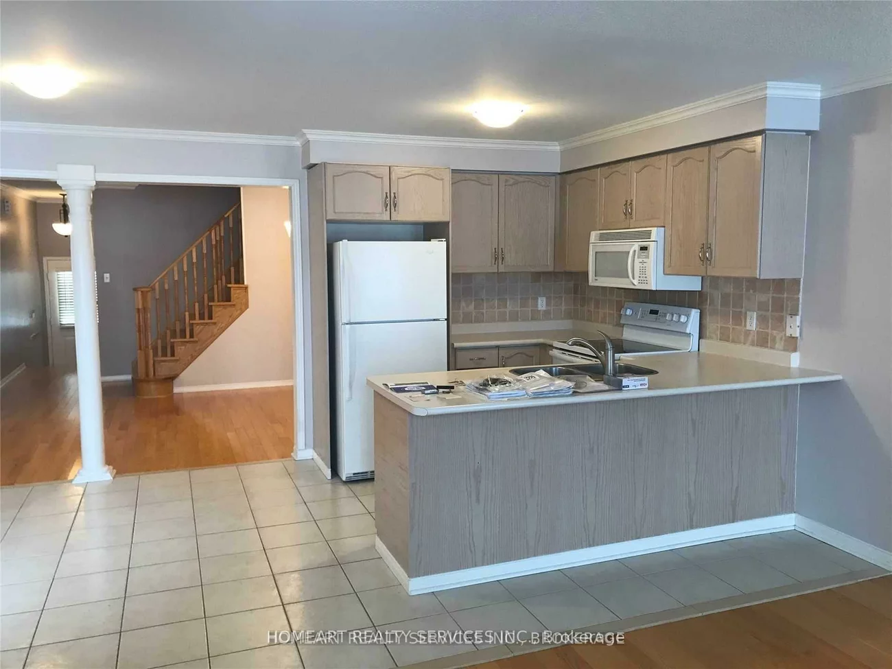 83, Snedden, Bayview Wellington, Aurora