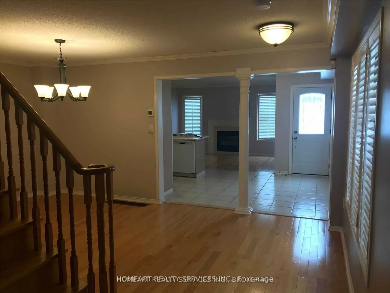 83, Snedden, Bayview Wellington, Aurora