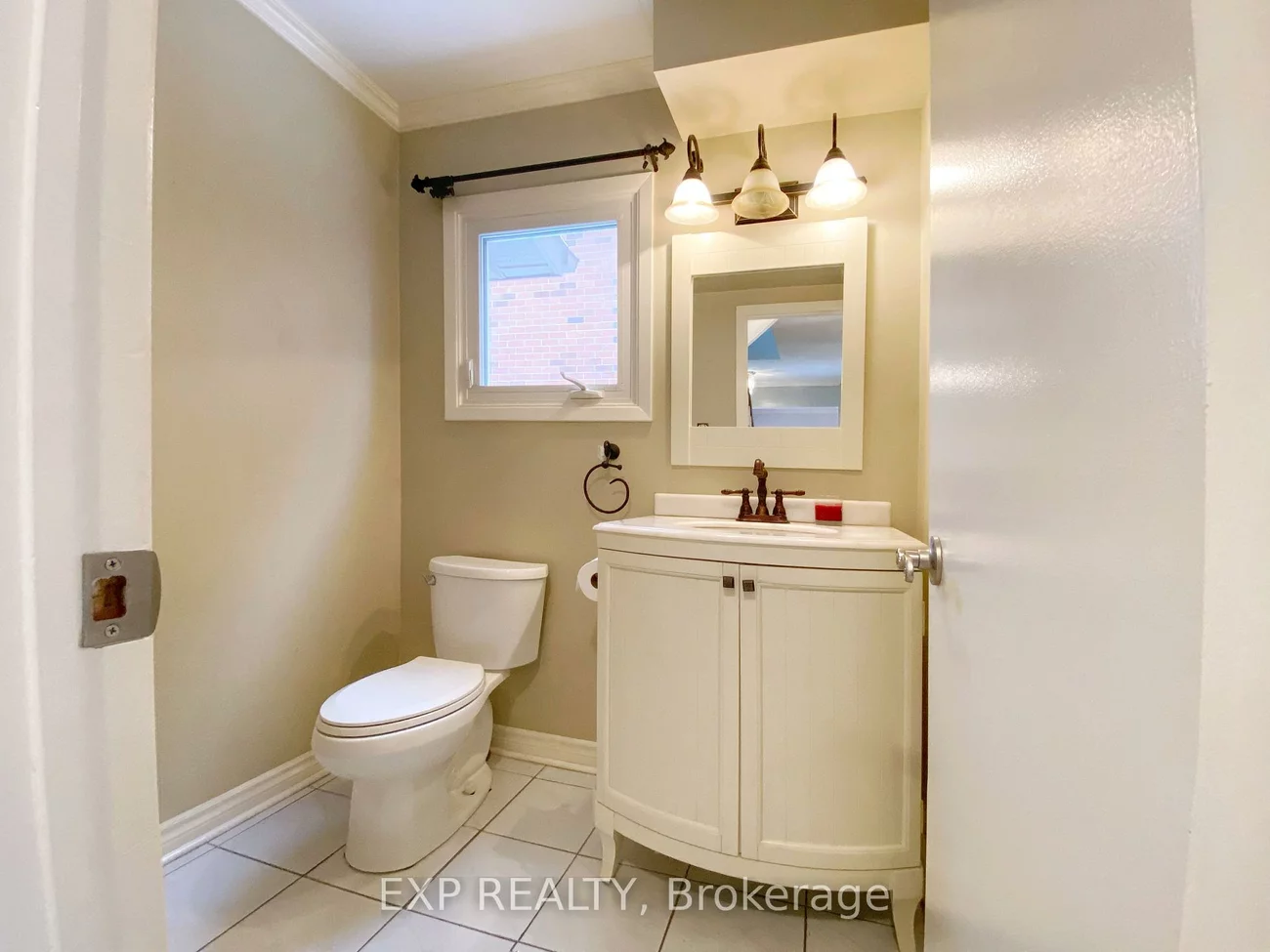 1, Teasdale, Aurora Highlands, Aurora