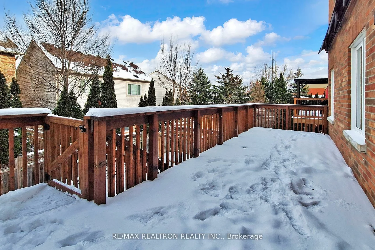 70, Earl Stewart, Bayview Wellington, Aurora