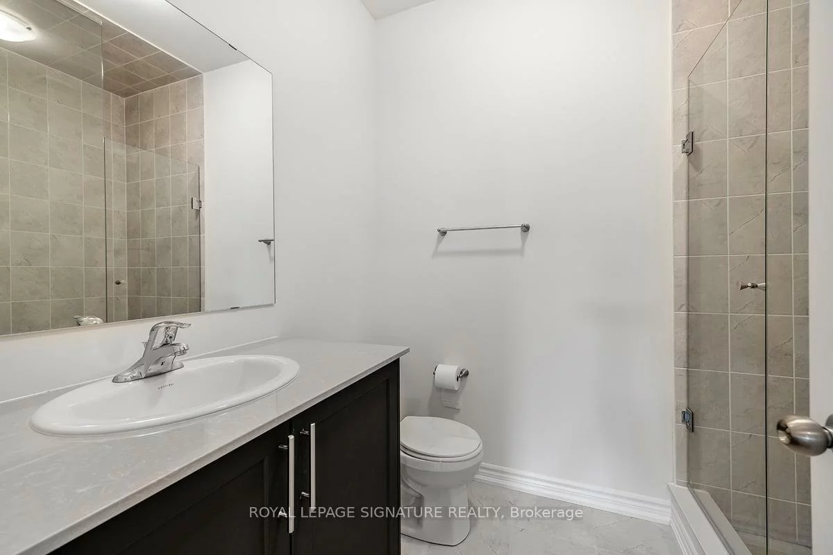 19, Gunton, Bayview Northeast, Aurora