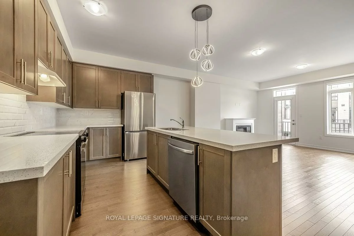 19, Gunton, Bayview Northeast, Aurora