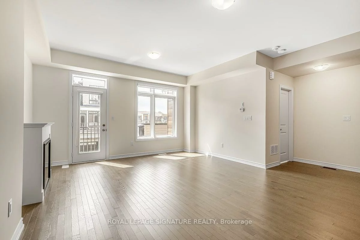 19, Gunton, Bayview Northeast, Aurora