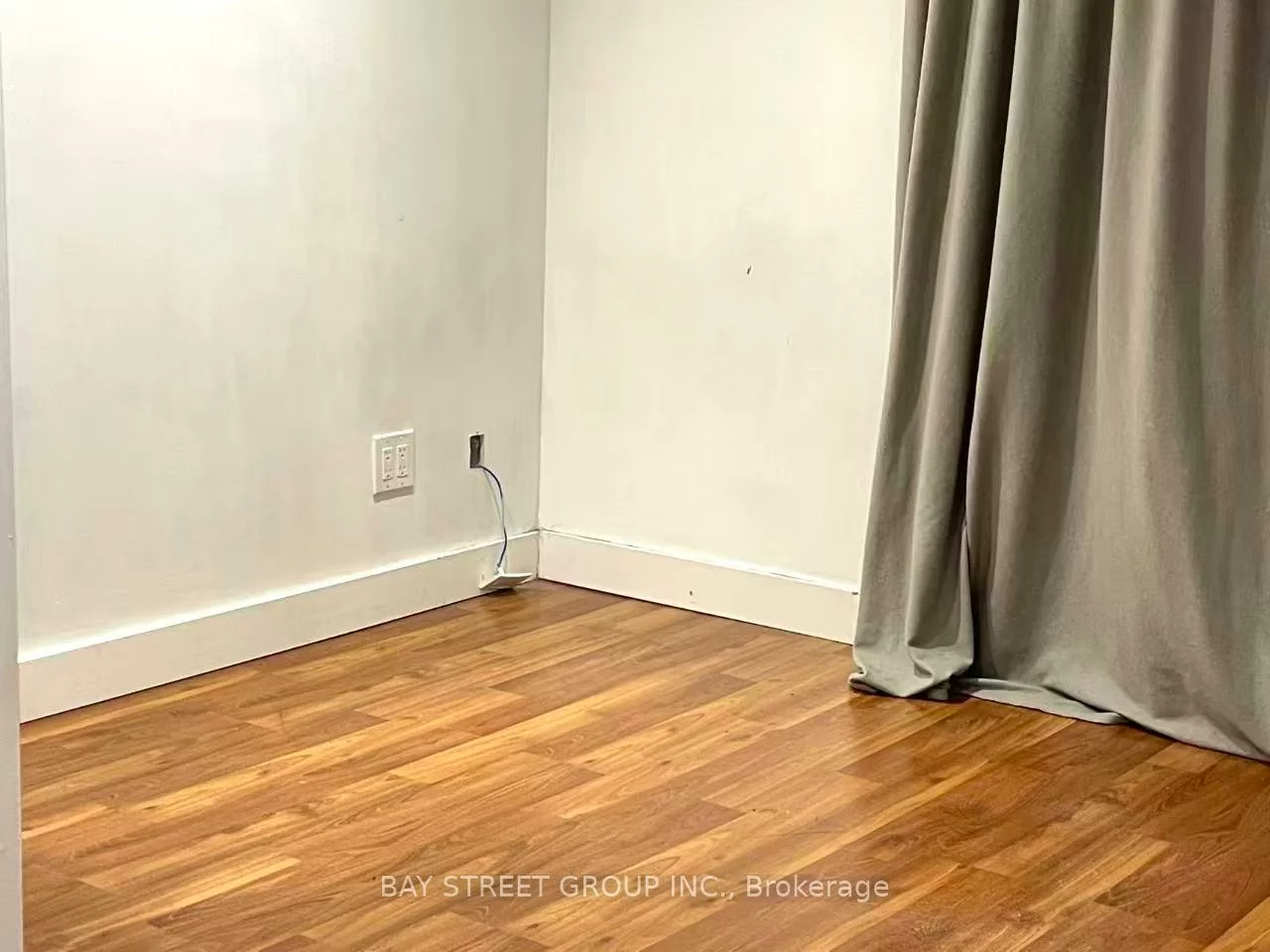 7, Kemano, Aurora Heights, Aurora