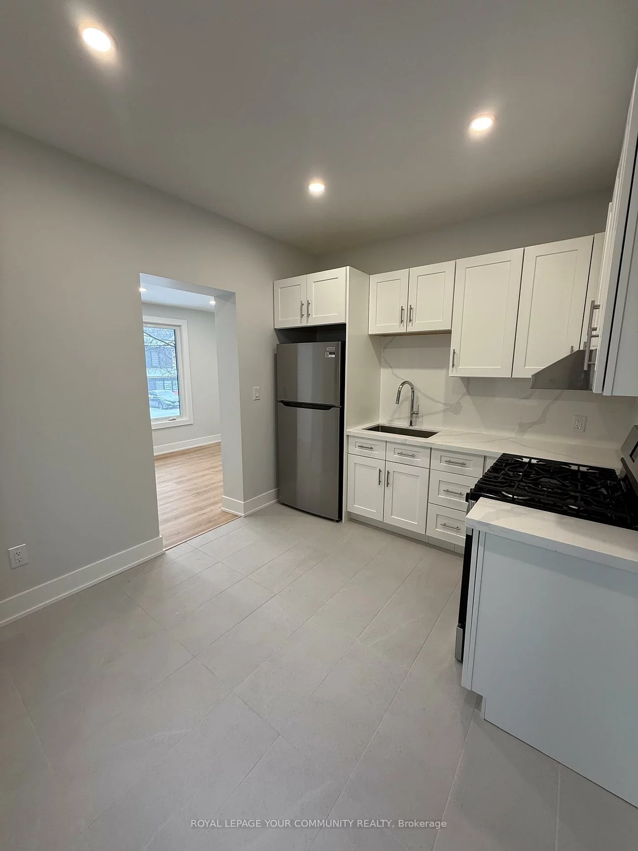 88, Spruce, Aurora Village, Aurora