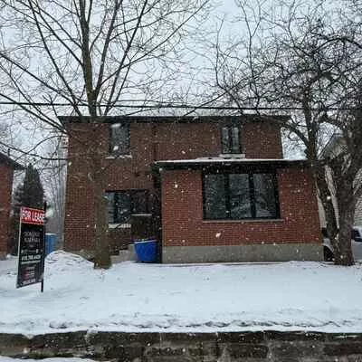 88, Spruce, Aurora Village, Aurora