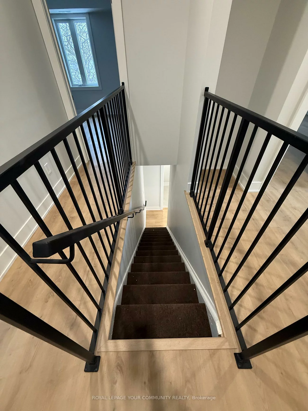 88, Spruce, Aurora Village, Aurora